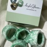 ACRYLIC RESIN CERAMIC NAPKIN RINGS (SET OF 12 - VERDE GREEN)