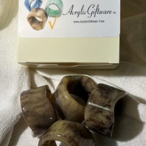 ACRYLIC RESIN CERAMIC NAPKIN RINGS (SET OF 4 - SANDSTONE BROWN)