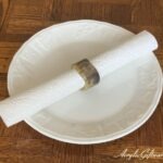 ACRYLIC RESIN CERAMIC NAPKIN RINGS (SET OF 4 - SANDSTONE BROWN)